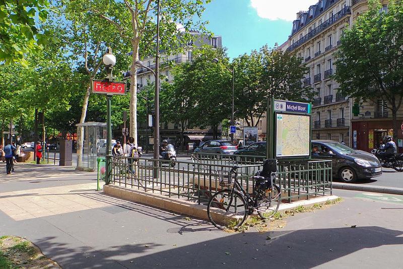 Entire Apartment With Terrace Paris Exterior foto